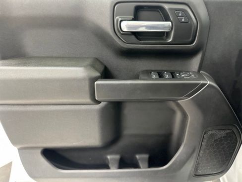 Used 2021 Chevrolet Silverado 1500 Custom image 16