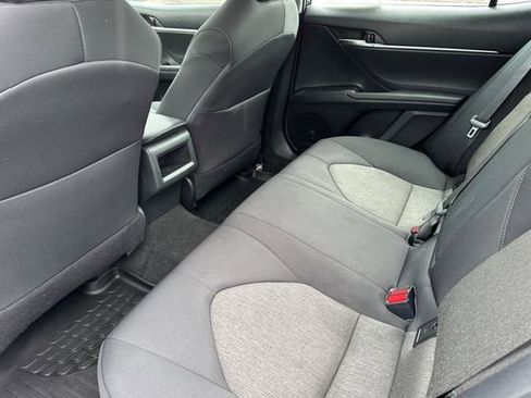 Used 2021 Toyota Camry LE FWD image 13
