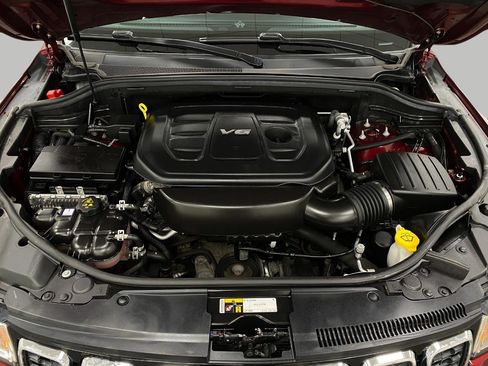 Used 2017 Jeep Grand Cherokee Limited image 12