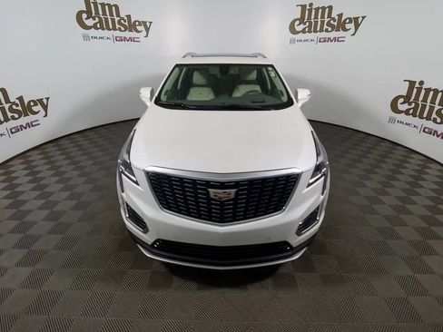 Certified 2024 Cadillac XT5 Premium Luxury w/ Technology Package AWD/4WD image 3