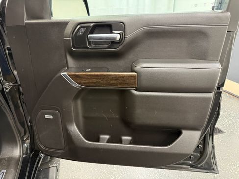 Used 2022 GMC Sierra 1500 Elevation w/ Preferred Package AWD/4WD image 7