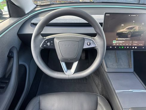 Used 2024 Tesla Model 3 Standard Range image 18