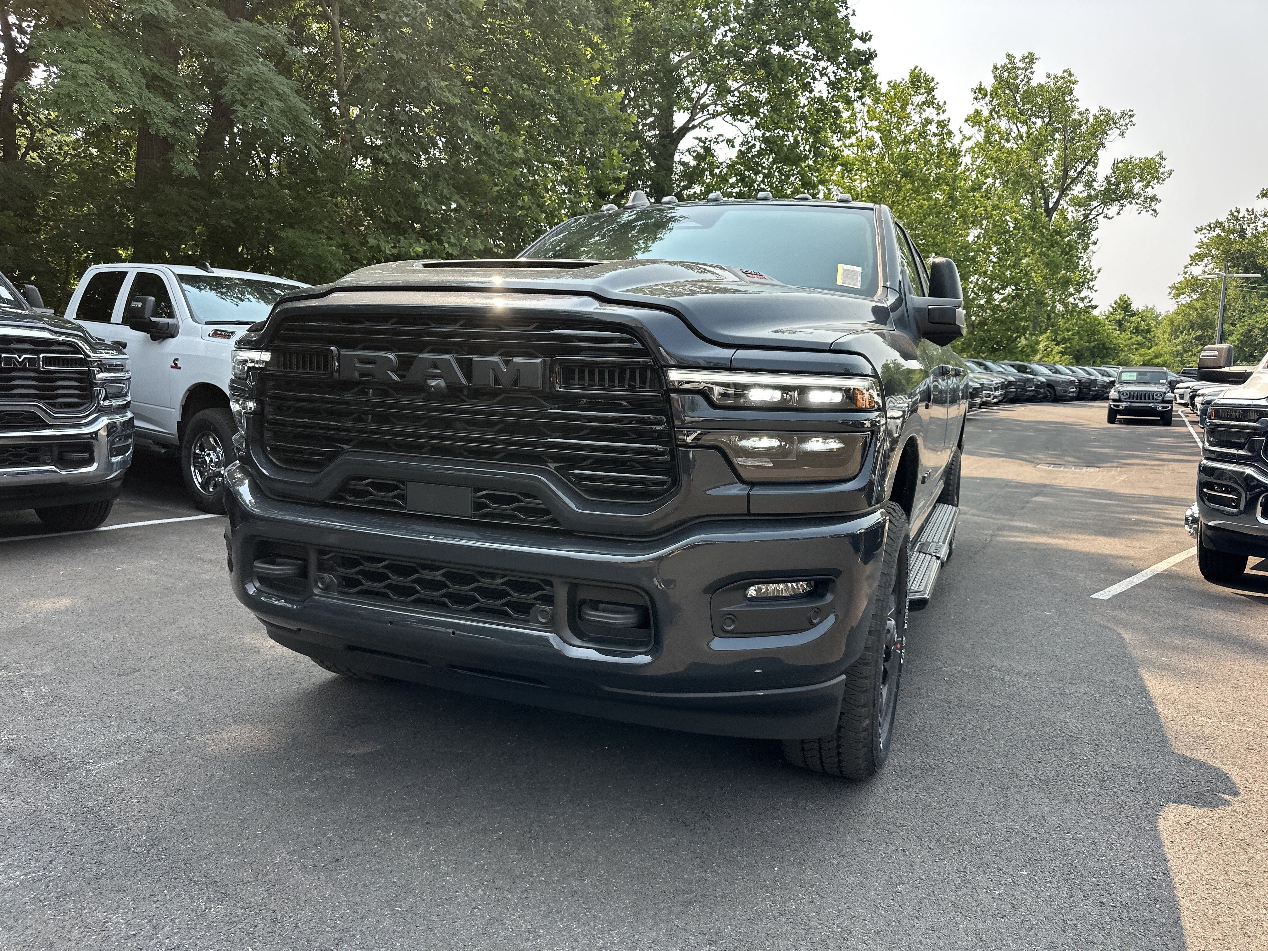 New 2026 RAM 2500 Laramie AWD/4WD image 24