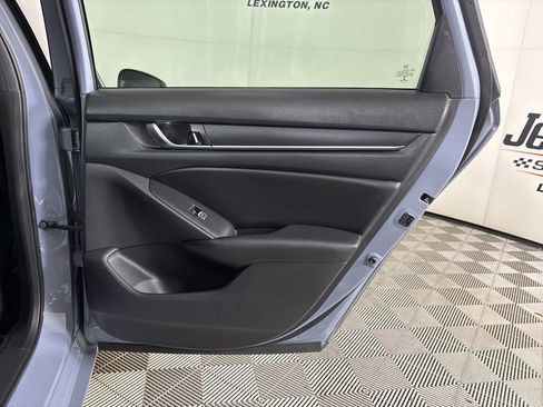 Used 2022 Honda Accord Sport image 22