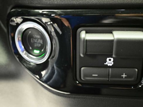 Used 2026 GMC Sierra 1500 Elevation AWD/4WD image 22