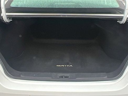 Used 2024 Nissan Sentra SV image 14