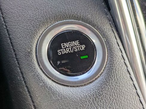 Used 2020 Cadillac Escalade Luxury image 37