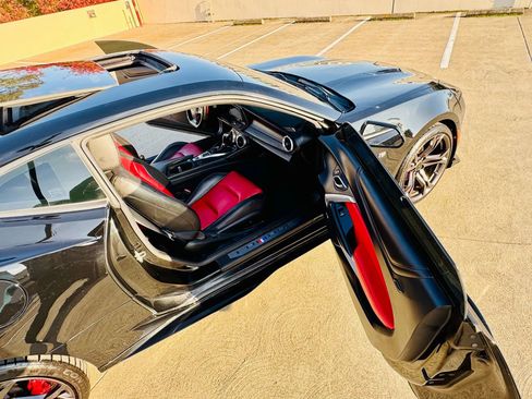 Used 2016 Chevrolet Camaro SS image 29