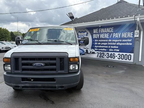 Used 2013 Ford E-150 and Econoline 150 RWD image 1