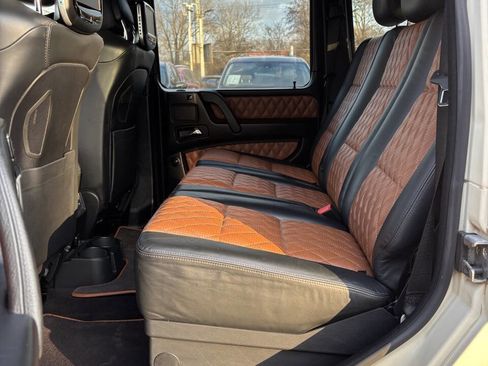 Used 2015 Mercedes-Benz G 63 AMG 4MATIC image 13