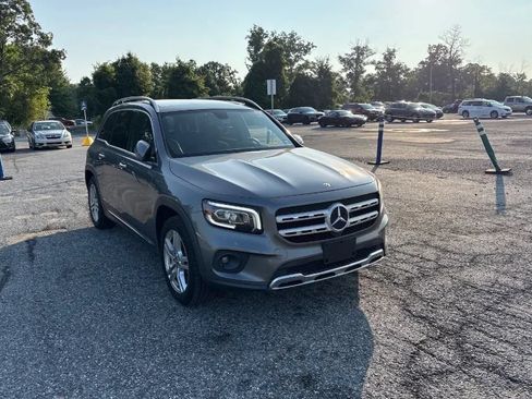 Used 2020 Mercedes-Benz GLB 250 4MATIC image 1