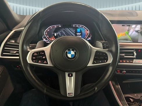 Used 2022 BMW X5 xDrive40i w/ M Sport Package AWD/4WD image 9