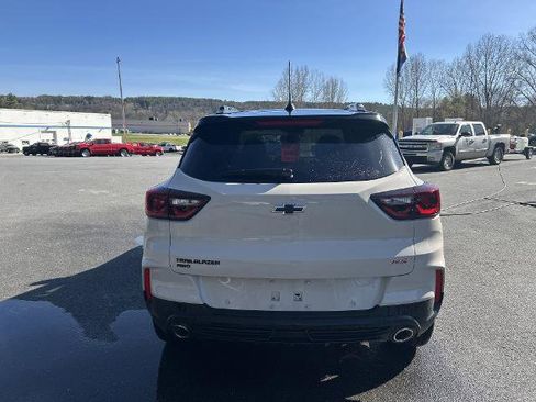 New 2026 Chevrolet TrailBlazer RS w/ Convenience Package AWD/4WD image 6