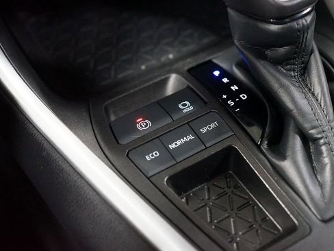 Certified 2023 Toyota RAV4 XLE Premium image 22