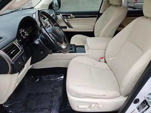 Used 2020 Lexus GX 460 Premium w/ Premium Package AWD/4WD image 17
