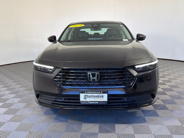 Used 2023 Honda Accord EX-L image 3