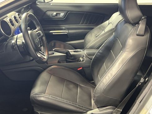 Used 2022 Ford Mustang GT Premium image 13