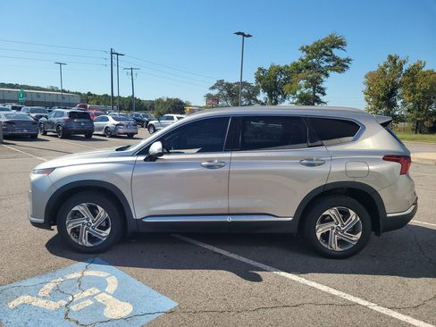 Used 2022 Hyundai Santa Fe SEL w/ Convenience Package image 6