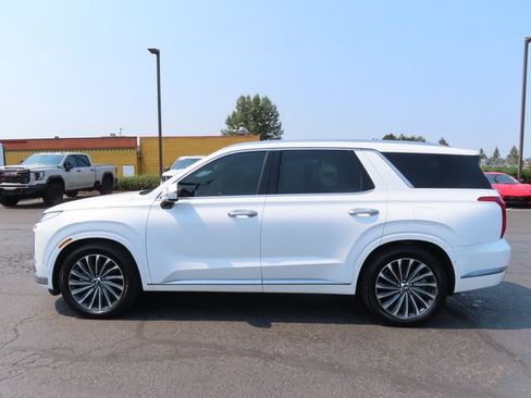 Used 2024 Hyundai Palisade Calligraphy AWD/4WD image 4
