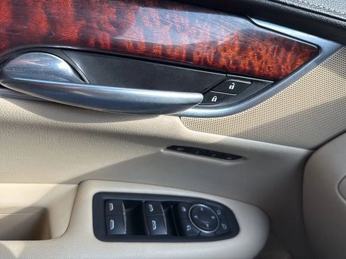 Used 2017 Cadillac XT5 Premium Luxury w/ LPO, Wheel Lock Package image 23