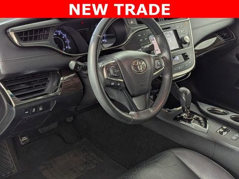 Used 2015 Toyota Avalon XLE Touring image 10