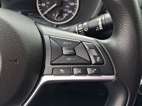 Used 2024 Nissan Sentra SV w/ Lighting Package image 21