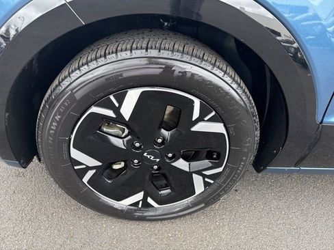 Used 2023 Kia Niro Wind w/ Wind Preserve Package image 11