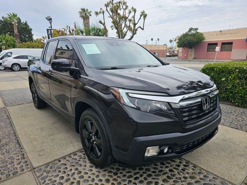 Used 2017 Honda Ridgeline Black Edition image 3