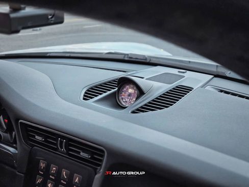 Used 2018 Porsche 911 GT3 image 24