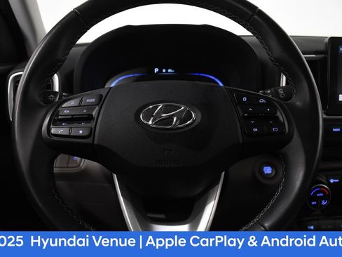Certified 2025 Hyundai Venue SEL FWD image 15