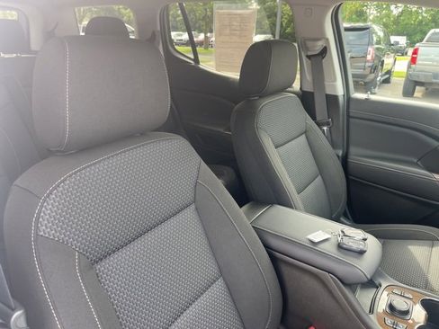 Used 2023 GMC Acadia SLE w/ Driver Convenience Package image 39