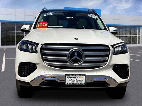 Used 2024 Mercedes-Benz GLS 450 4MATIC image 2