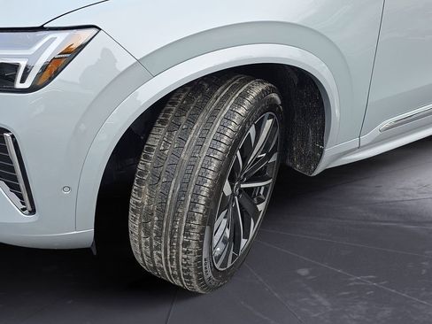 New 2026 Volvo XC90 B6 Plus w/ Protection Package Premier image 45