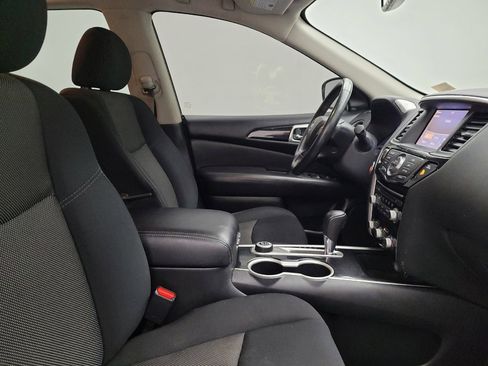 Used 2019 Nissan Pathfinder SV AWD/4WD image 21