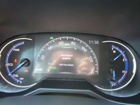 Used 2022 Toyota RAV4 Limited AWD/4WD image 30