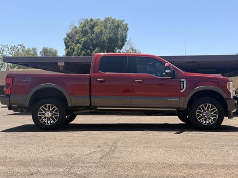 Used 2017 Ford F250 King Ranch w/ King Ranch Ultimate Package AWD/4WD image 2
