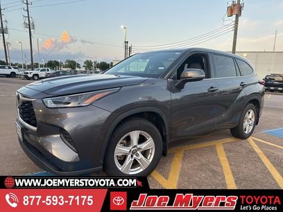 Used 2021 Toyota Highlander L