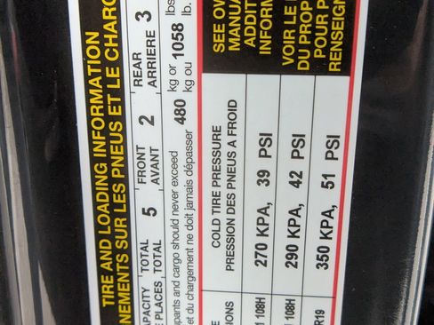Used 2019 Audi e-tron Prestige w/ Prestige Package AWD/4WD image 23