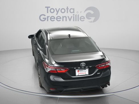 Used 2024 Toyota Camry SE w/ Convenience Package image 20