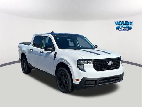 New 2025 Ford Maverick XLT w/ XLT Luxury Package image 3