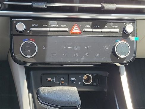 New 2025 Hyundai Tucson SEL image 9