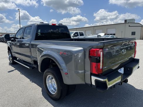New 2026 Ford F350 Lariat w/ Lariat Premium Package AWD/4WD image 7