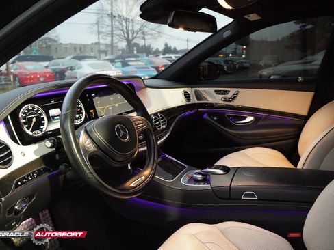 Used 2015 Mercedes-Benz S 63 AMG 4MATIC Sedan w/ Driver Assistance Package image 21