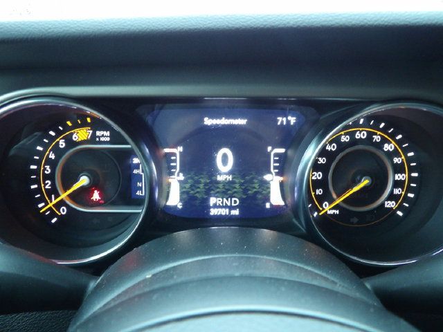 Used 2021 Jeep Wrangler Sport AWD/4WD image 16