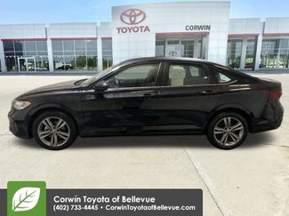 Used 2024 Volkswagen Jetta SE video 2