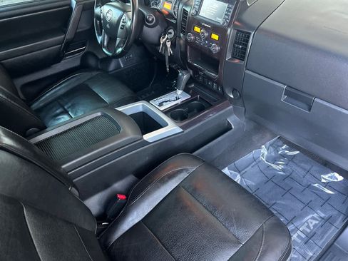 Used 2013 Nissan Titan SL w/ Texas Pkg RWD image 15