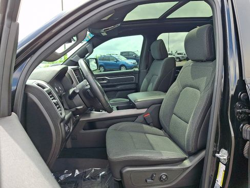 Used 2019 RAM 1500 Big Horn AWD/4WD image 13