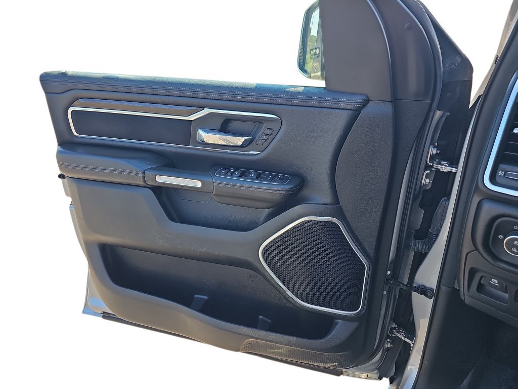 Used 2022 RAM 1500 Laramie AWD/4WD image 26
