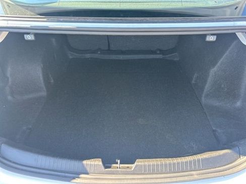 Used 2024 Chevrolet Malibu LT image 25