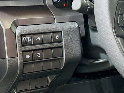 New 2026 Toyota 4Runner SR5 AWD/4WD image 10